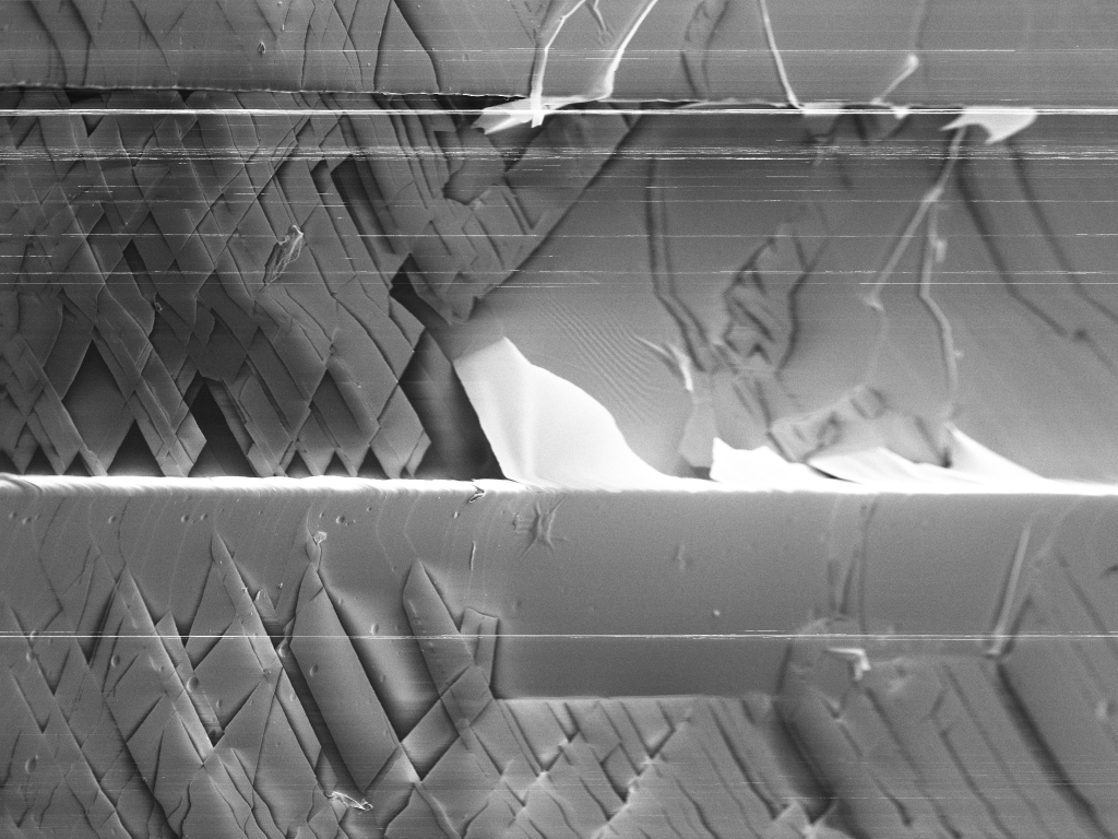 Nanoporous_Wallpaper_14
